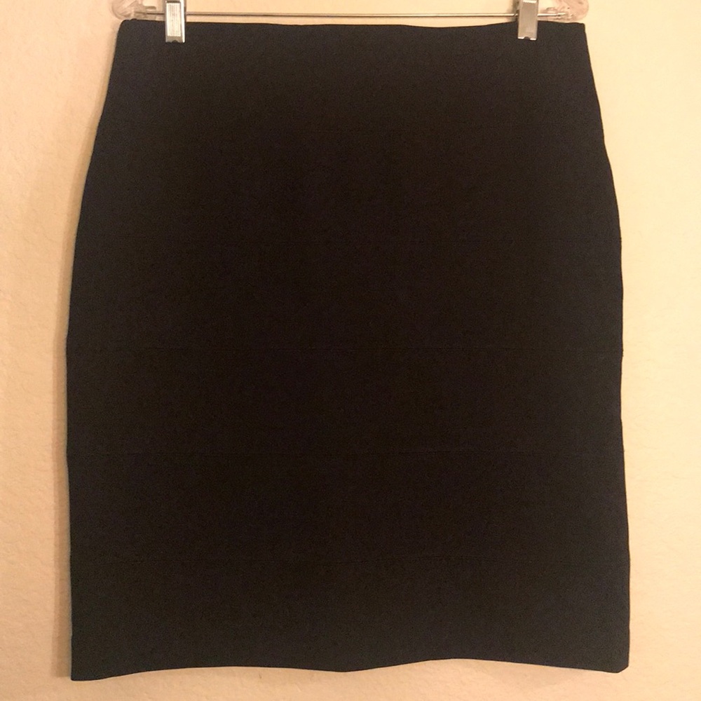 Black Alfani Stretch Skirt